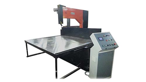 foam cutting machine